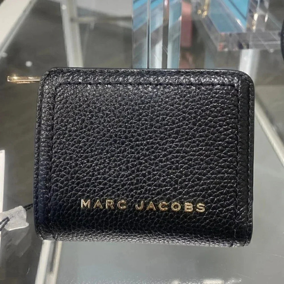 Marc Jacobs Wallet Bi-Fold Wallet S101L01SP21 Black - Picture 1 of 12
